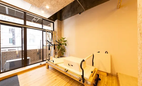 LIFEMAKE PILATES 江南駅前店 60 gifuekimae studio image min